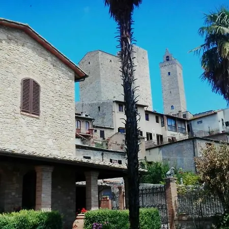 Chiti Melania San Gimignano